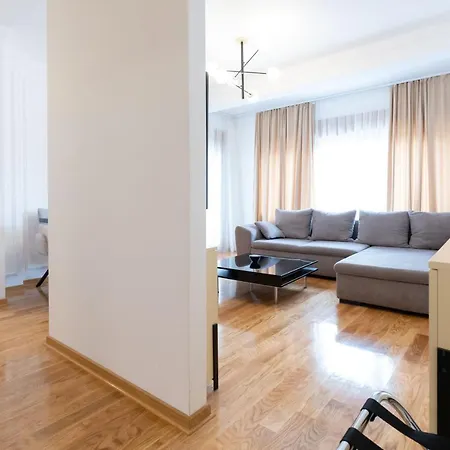 Apartamento President 8 *