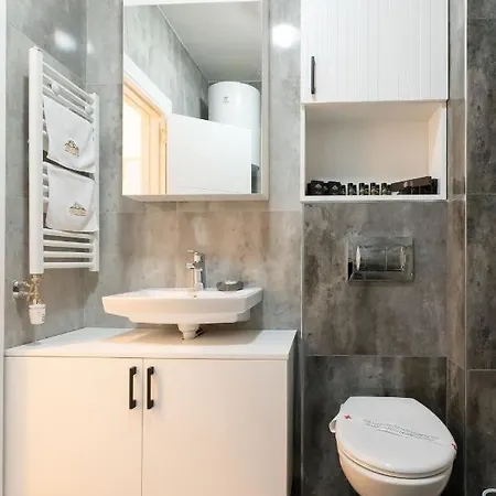 President 8 * Belgrado