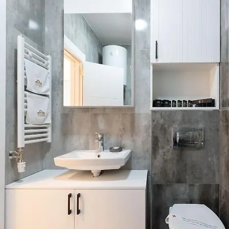 President 8 Apartamento Belgrado