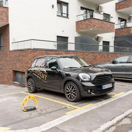 President 8 베오그라드