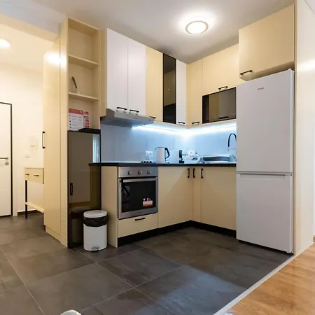 President 8 * Belgrado