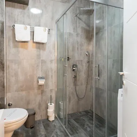 President 8 Apartamento Belgrado