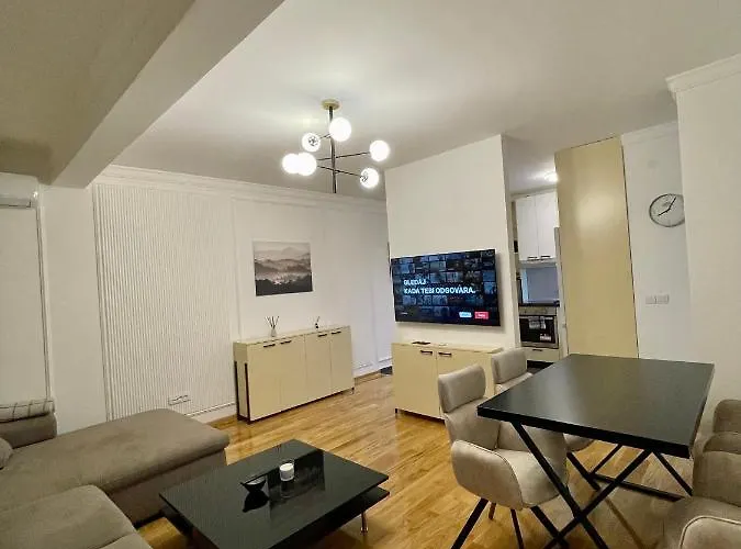 President 8 * بلغراد