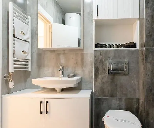 President 8 * بلغراد