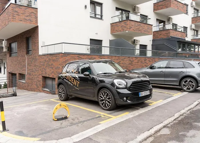 President 8 بلغراد